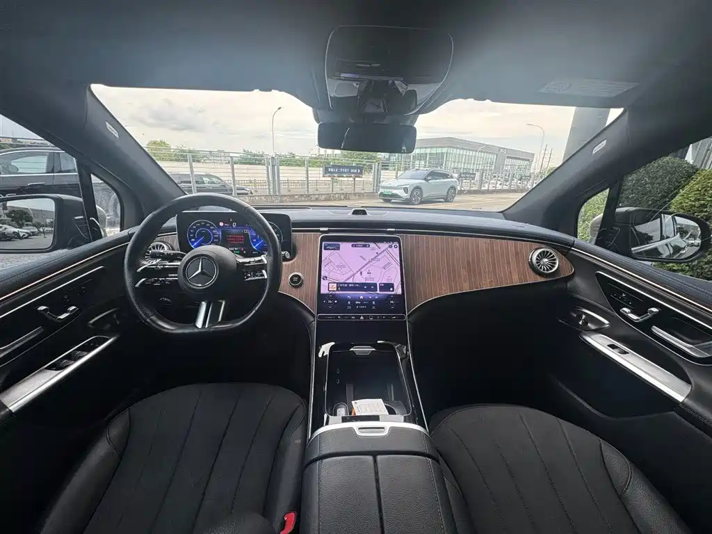 Mercedes-Benz EQE SUV 2023 350 4MATIC Luxury