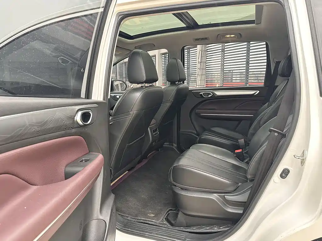 GAC M6 2023 PRO 270T DCT Luxury