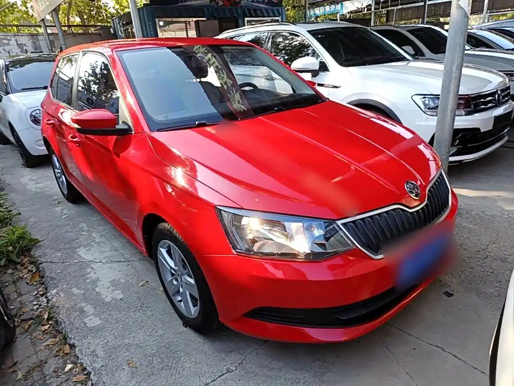 Skoda Fabia — миниатюра 4