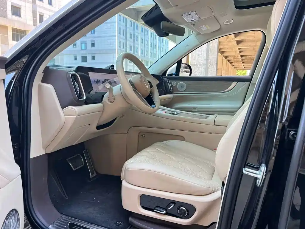 Aito M9 2024 Max 42kWh 6 мест