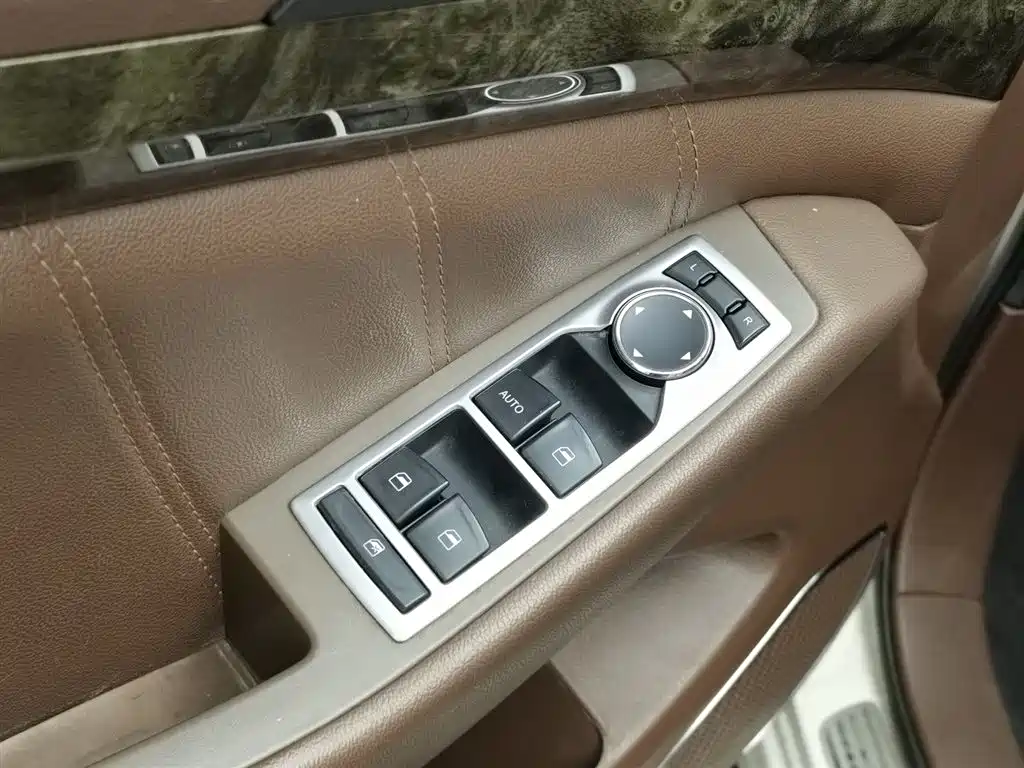 Changfeng CS10 2017 1.5T MT Elite