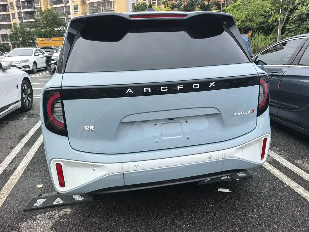 ARCFOX S — миниатюра 5