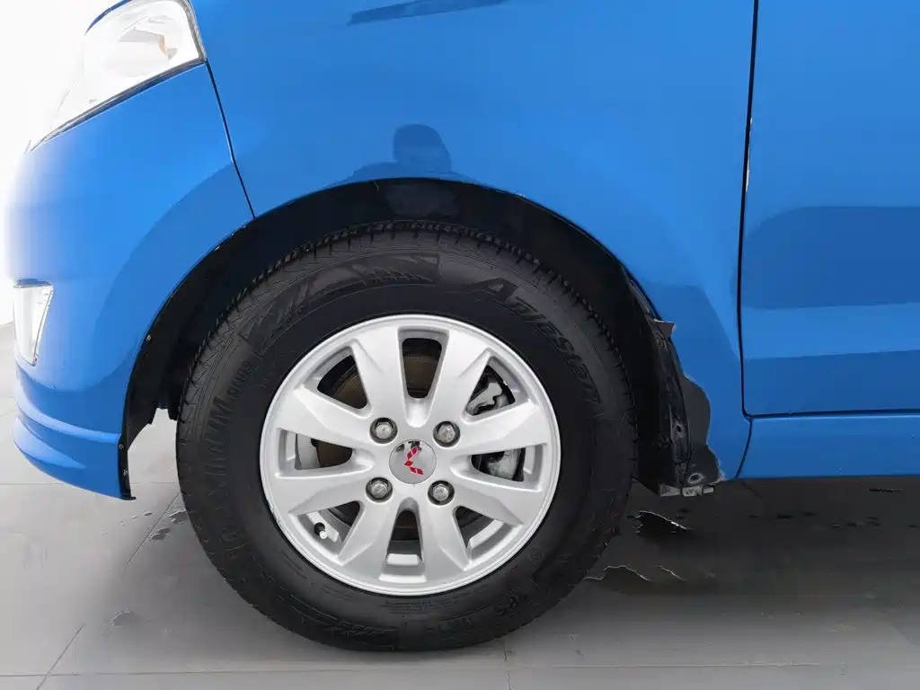 Wuling Hongguang — миниатюра 17