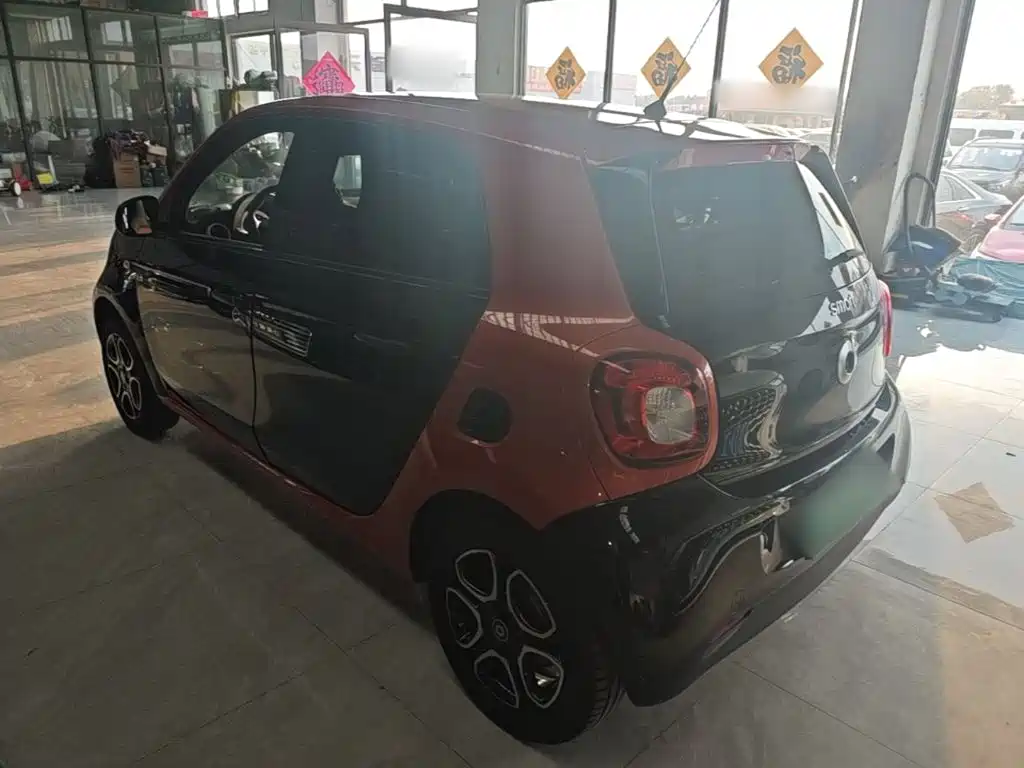 smart Smart Forfour — миниатюра 5