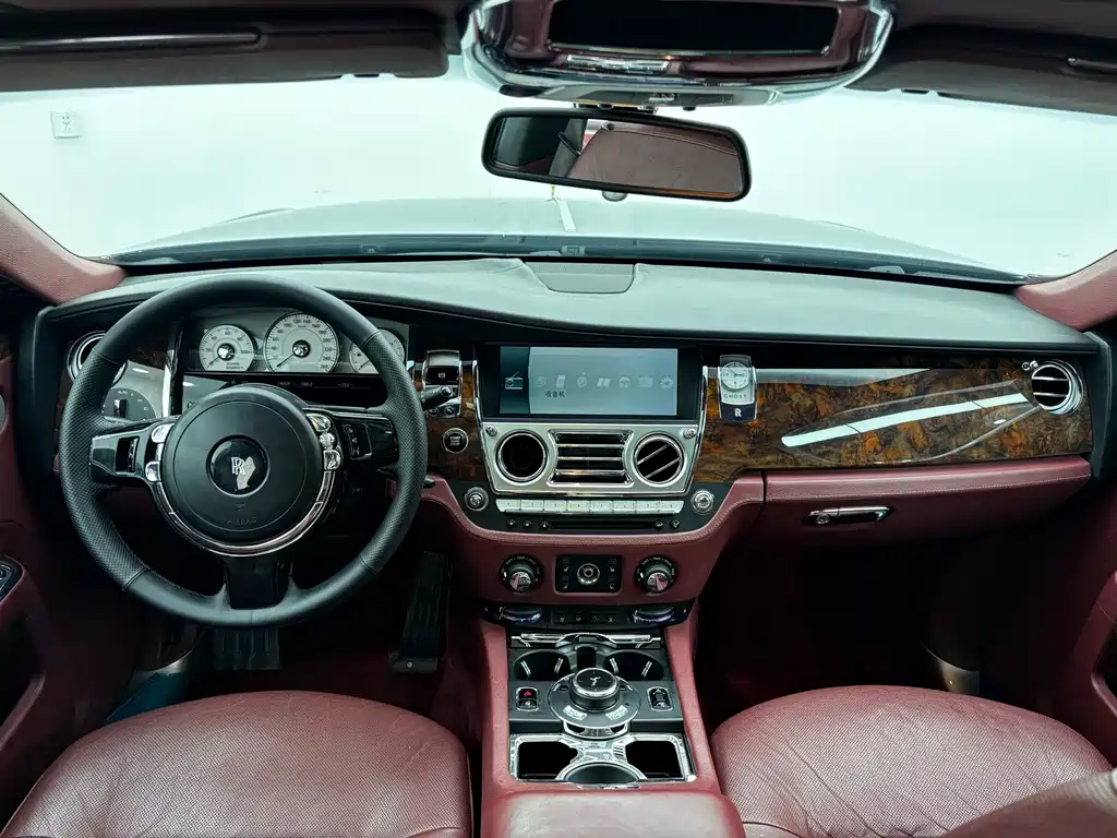 Rolls-Royce Ghost 6.6T Extended Edition, фото 16
