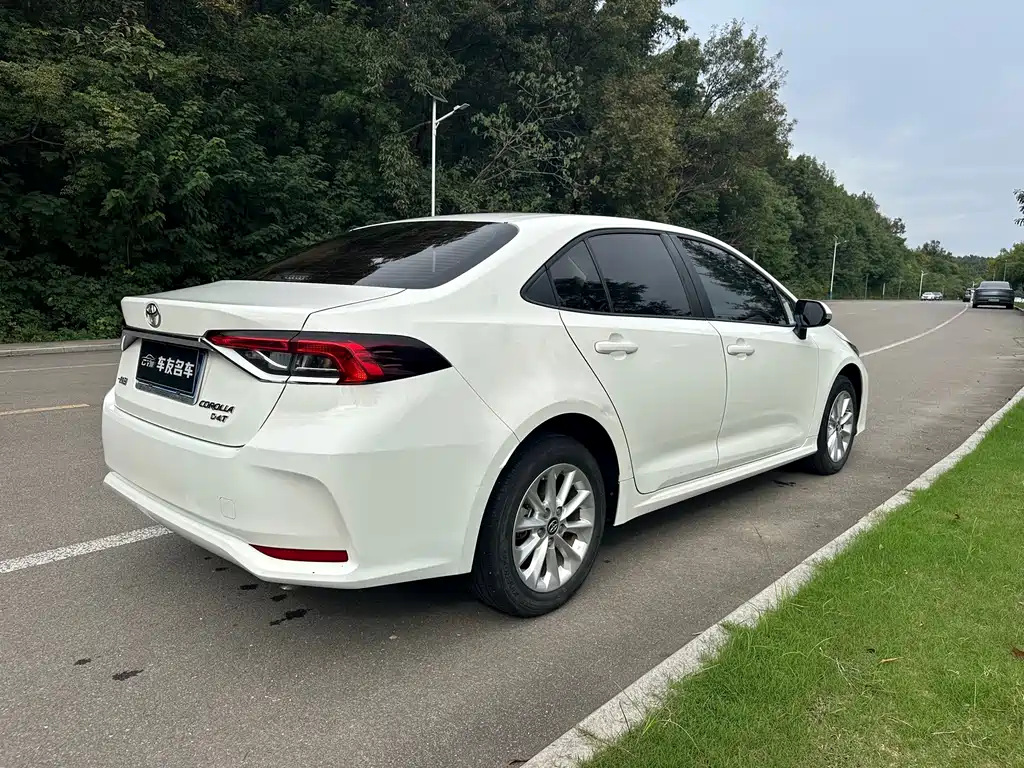 Toyota Corolla — миниатюра 9