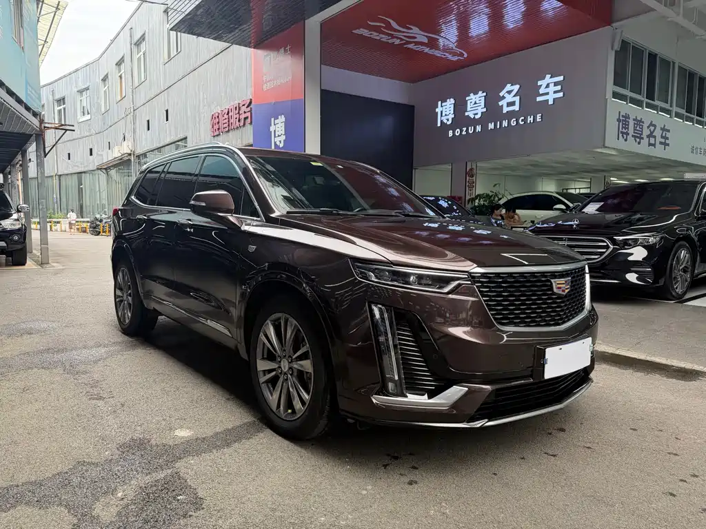 Cadillac XT6 2020 28T мест Luxury