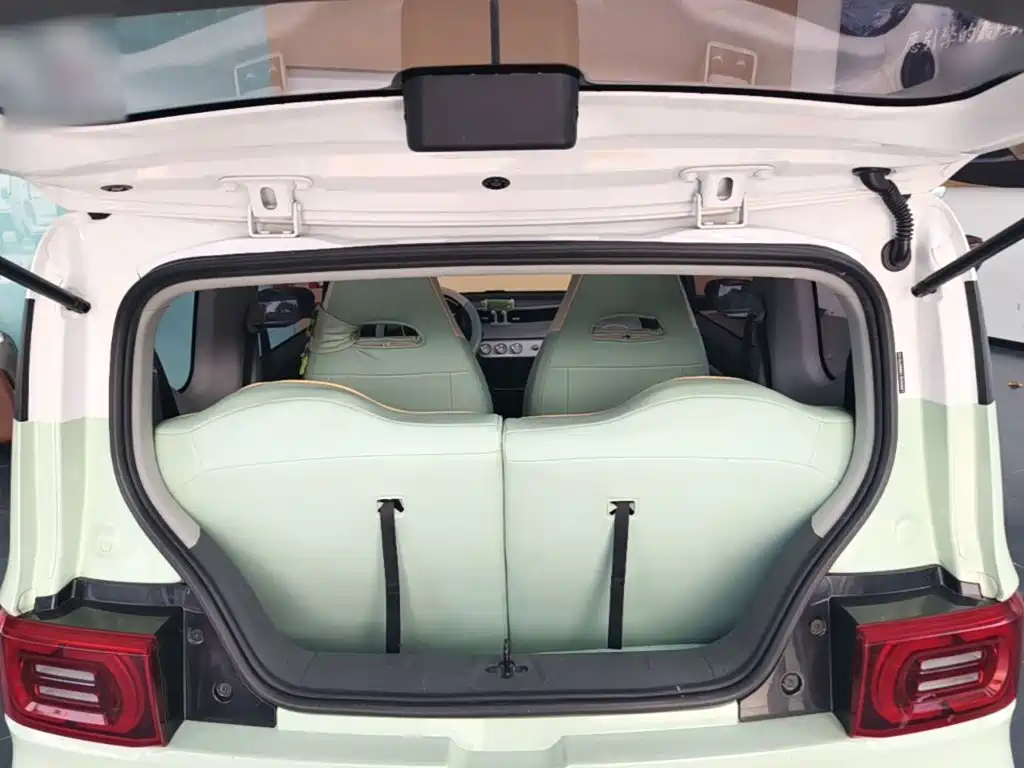 Wuling MINIEV — миниатюра 15