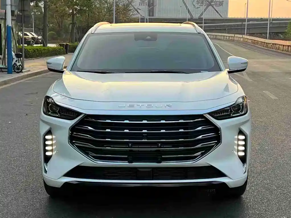JETOUR X70 PLUS 2021 1.6T DCT 5 мест