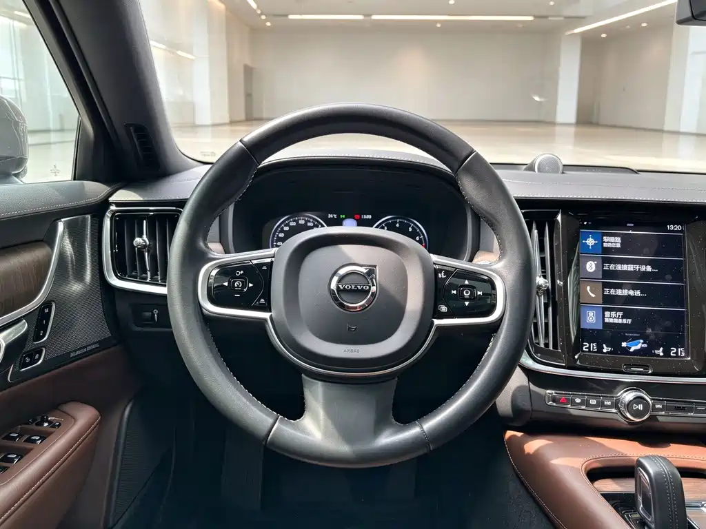 Volvo V90 — миниатюра 14