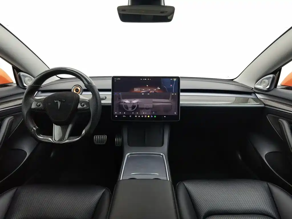 Tesla Model 3 — миниатюра 5