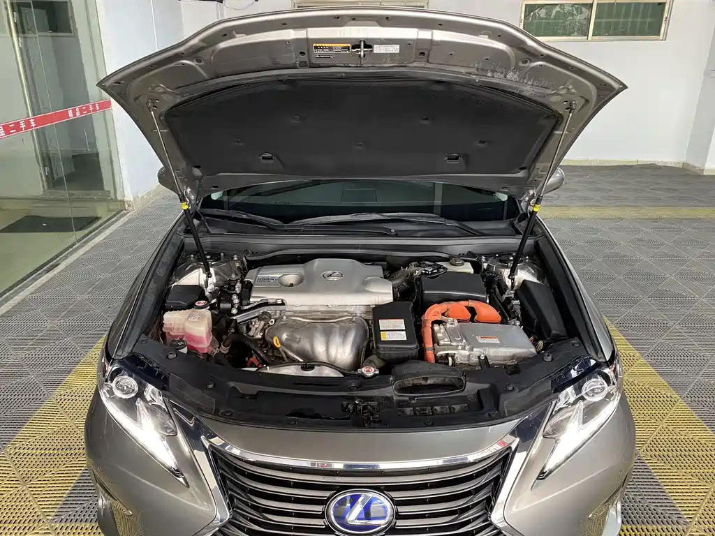 Lexus ES — миниатюра 9