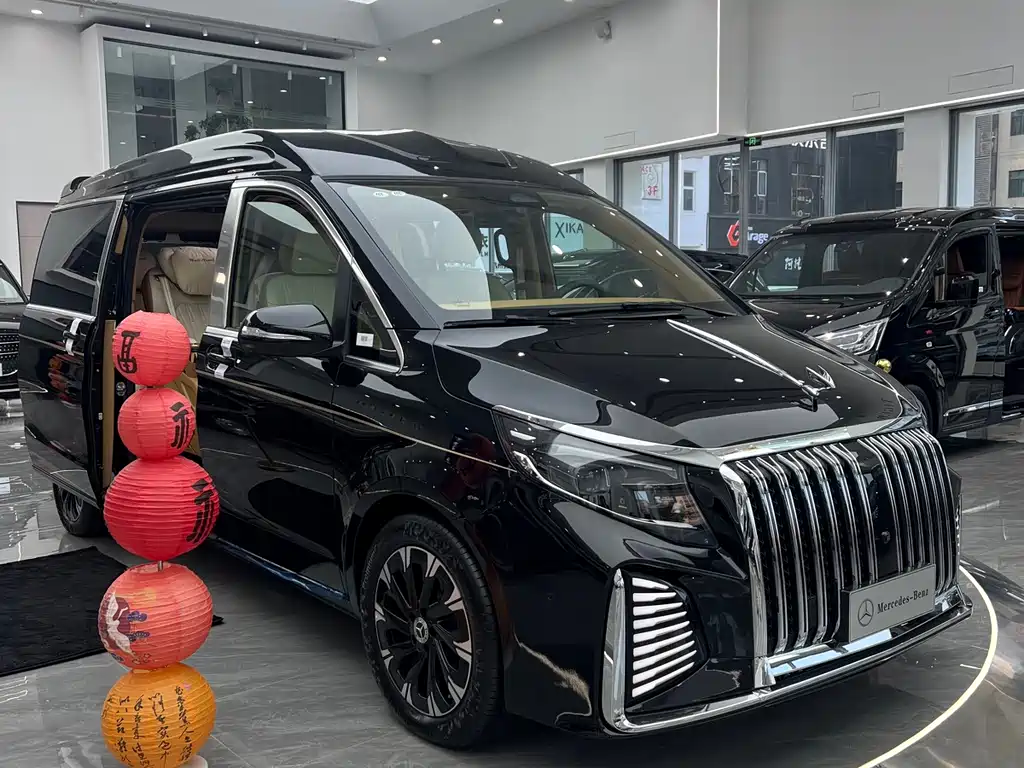 Mercedes-Benz V-Class V 2024 V 300 L Luxury