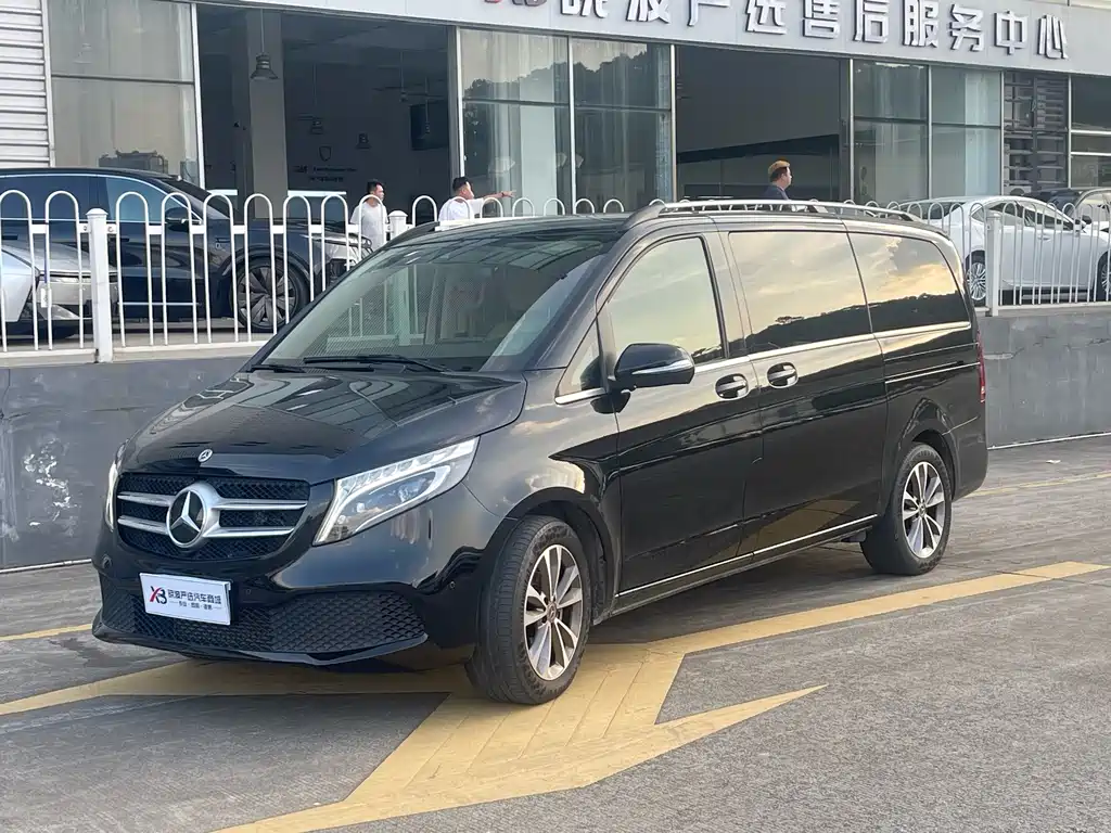 Mercedes-Benz V-Class