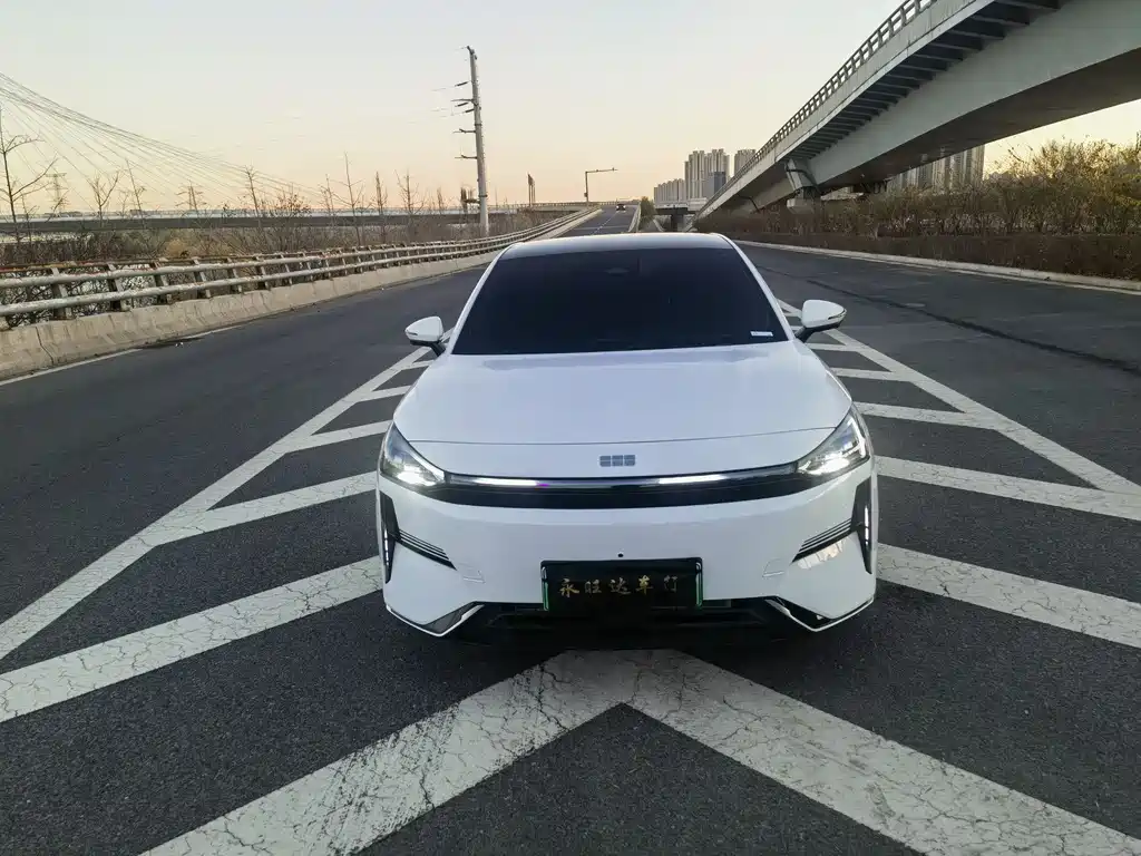 GEELY GALAXY GALAXY L6