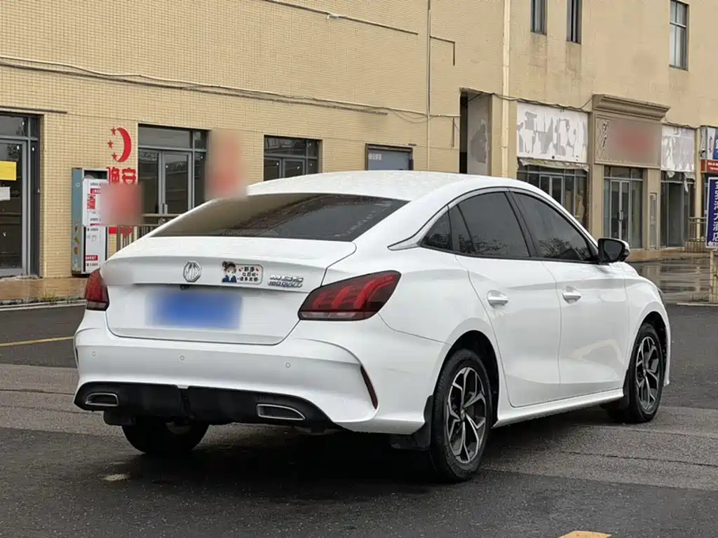 MG MG5 — миниатюра 10