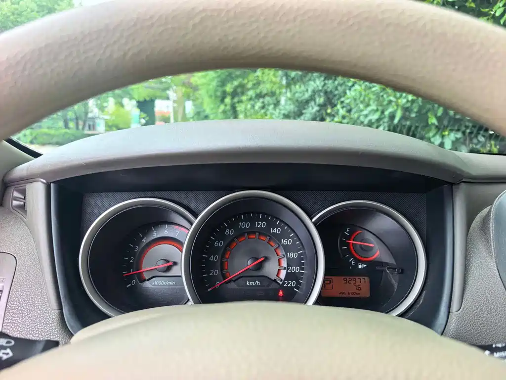 Nissan Sylphy — миниатюра 6