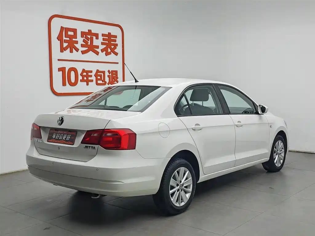 Volkswagen Jetta 2015 1.6L MT Comfort