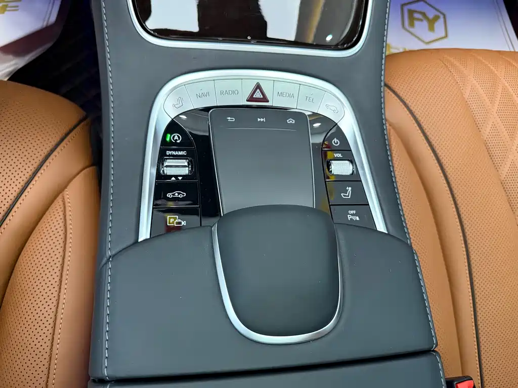 Mercedes-Benz S-Class — миниатюра 22