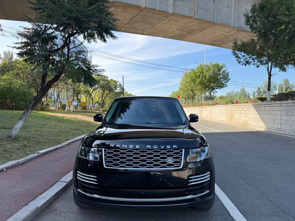 Land Rover Range Rover — миниатюра 2