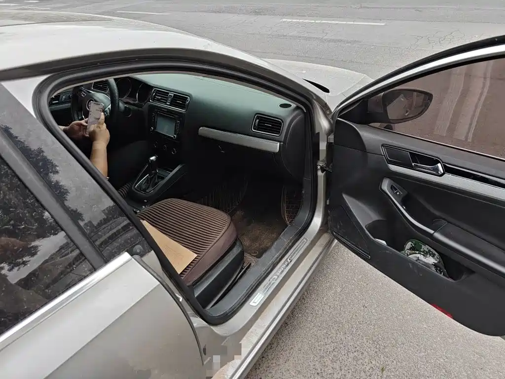 Volkswagen Sagitar — миниатюра 19