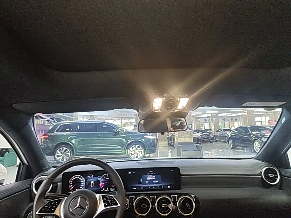 Mercedes-Benz A-Class — миниатюра 14