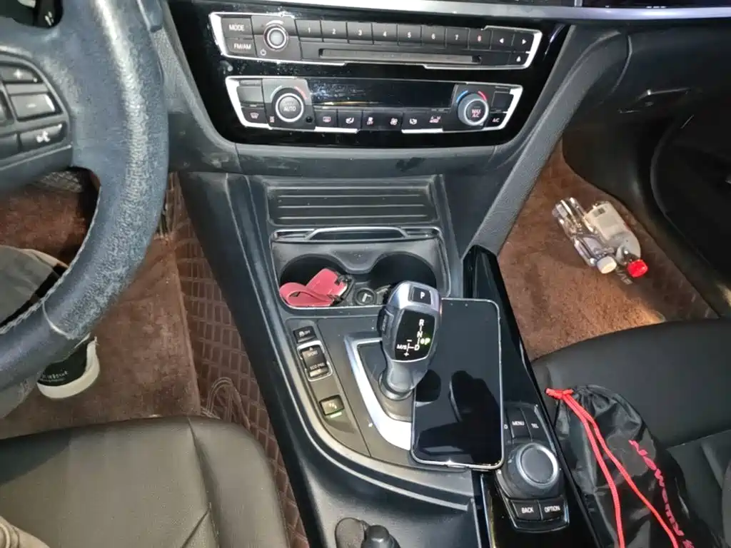 BMW 3 Series — миниатюра 19