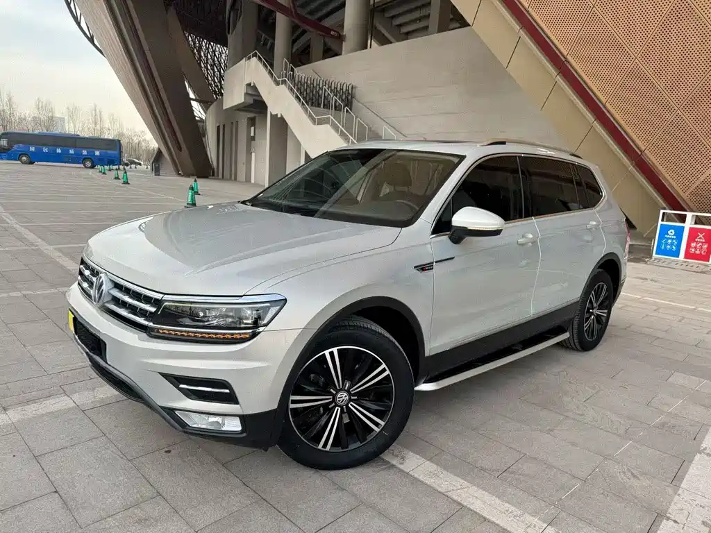 Volkswagen Tiguan L 2020