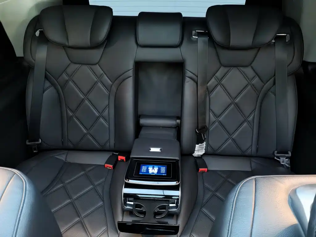 MERCEDES-BENZ V CLASS