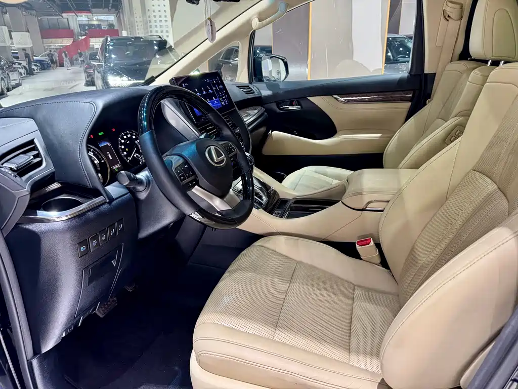Toyota Vellfire 2021 2.5L HV Luxury