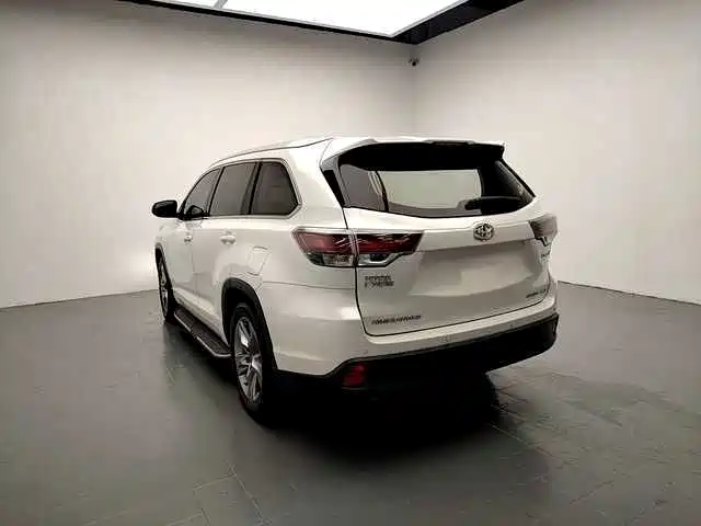 Toyota Highlander — миниатюра 5