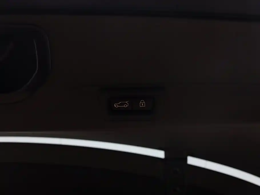 Rolls-Royce Cullinan — миниатюра 26