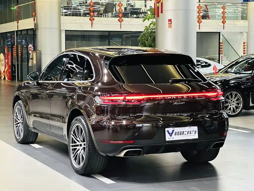 Porsche Macan — миниатюра 7