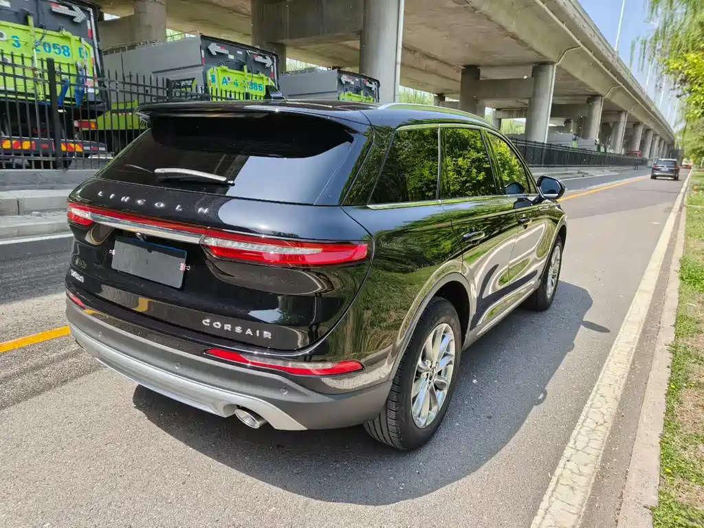 Lincoln Corsair 2021 2.0T Premium