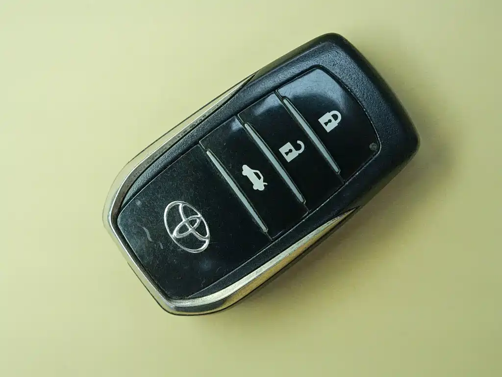 Toyota Reiz — миниатюра 26