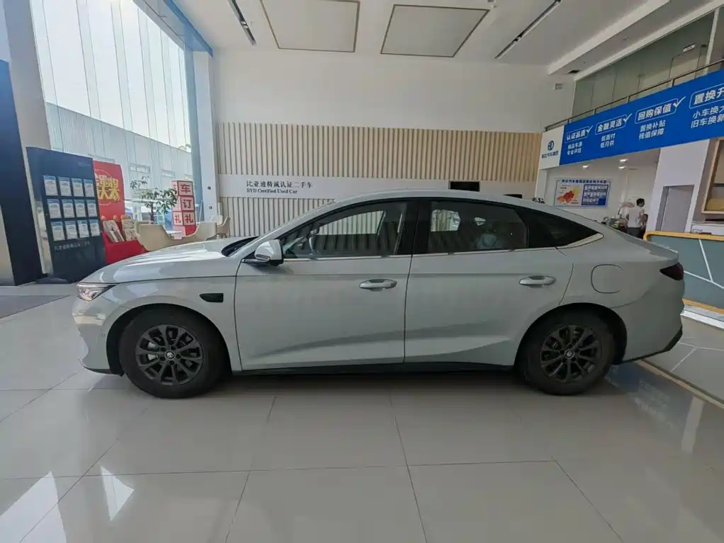 BYD Qin L — миниатюра 4