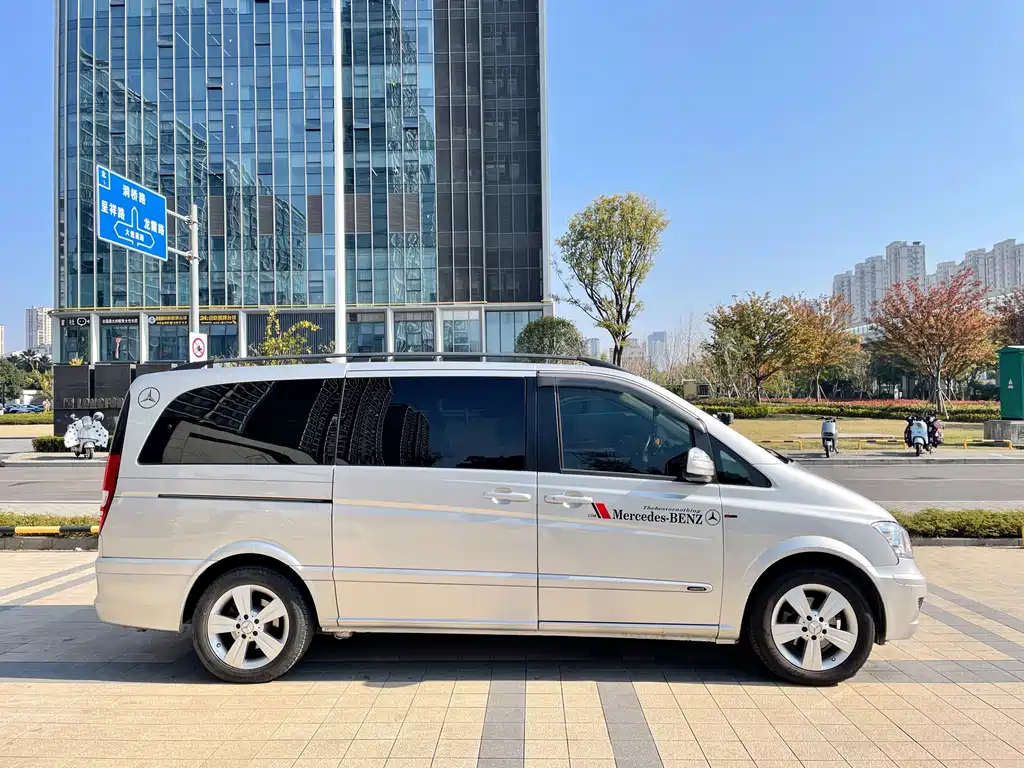 Mercedes-Benz Viano — миниатюра 3