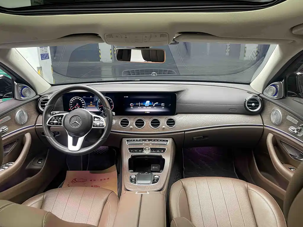 MERCEDES-BENZ E CLASS