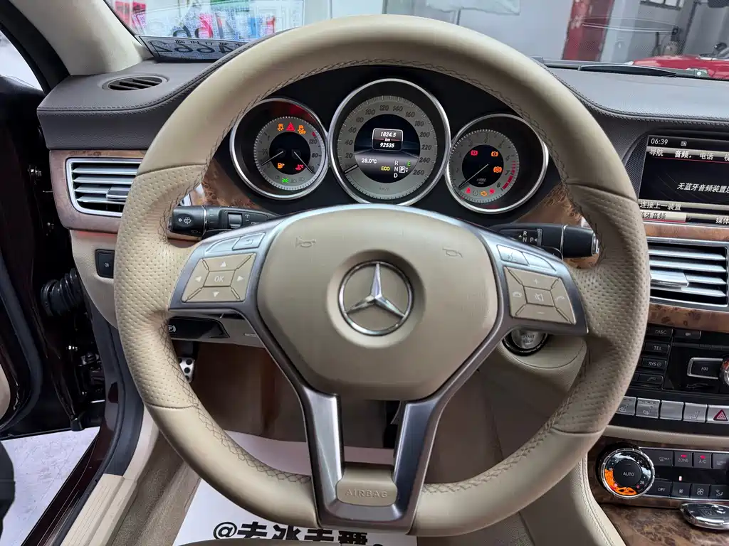 Mercedes-Benz CLS — миниатюра 10