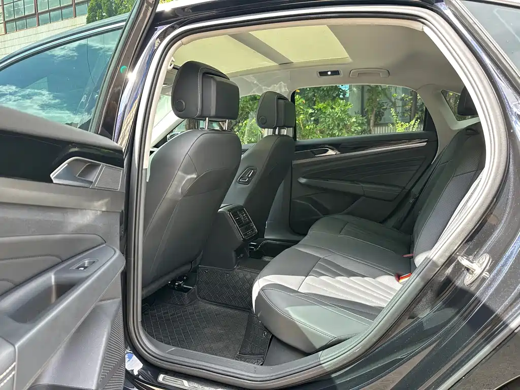 Volkswagen Passat — миниатюра 5
