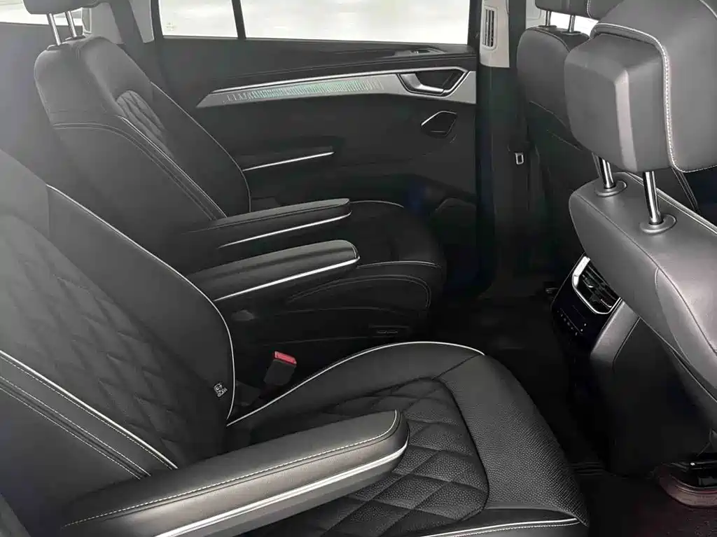 Volkswagen Talagon — миниатюра 7