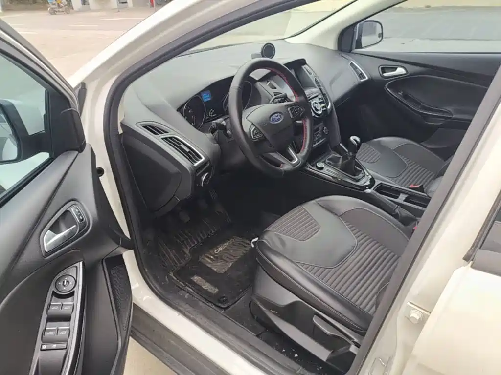 Ford Focus — миниатюра 16