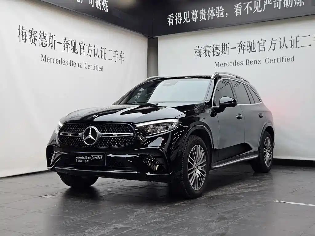 MERCEDES-BENZ GLC