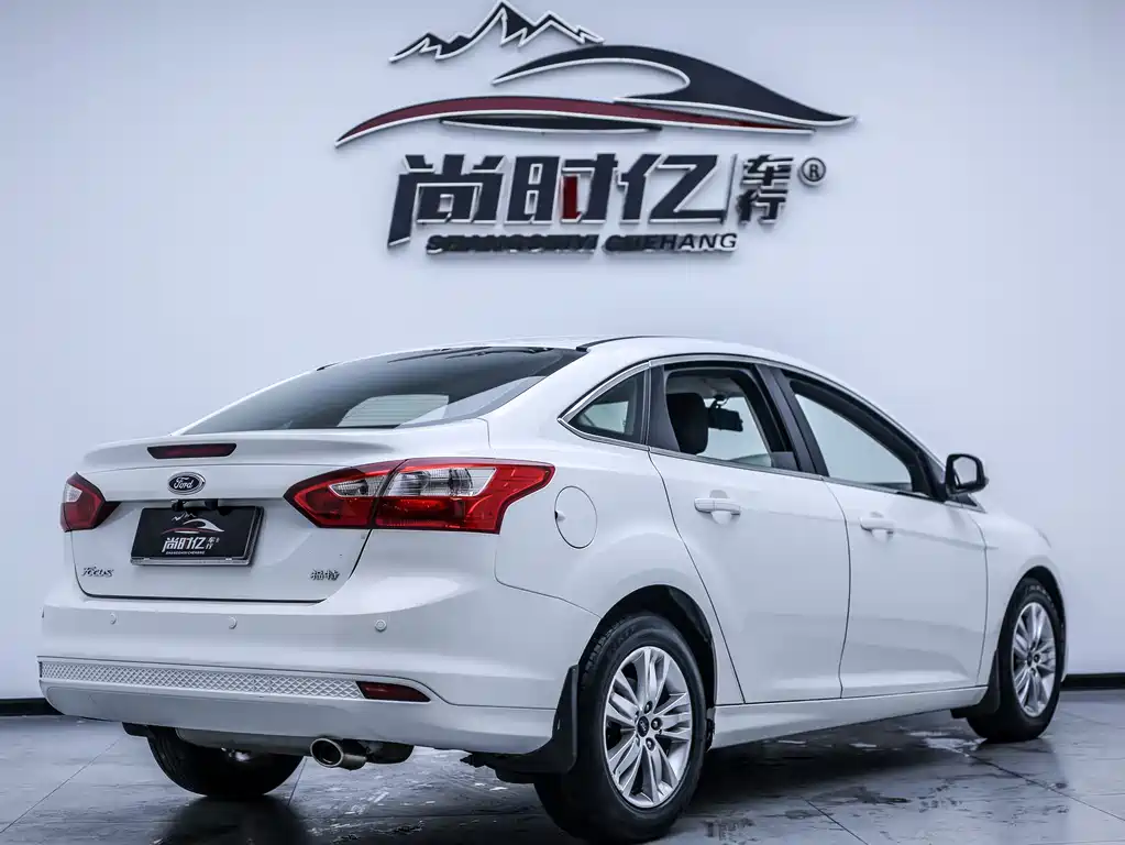 Ford Focus 2012 1.6L AT Comfort
