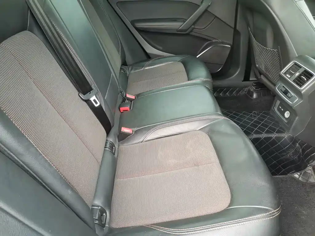Audi Q5L — миниатюра 6