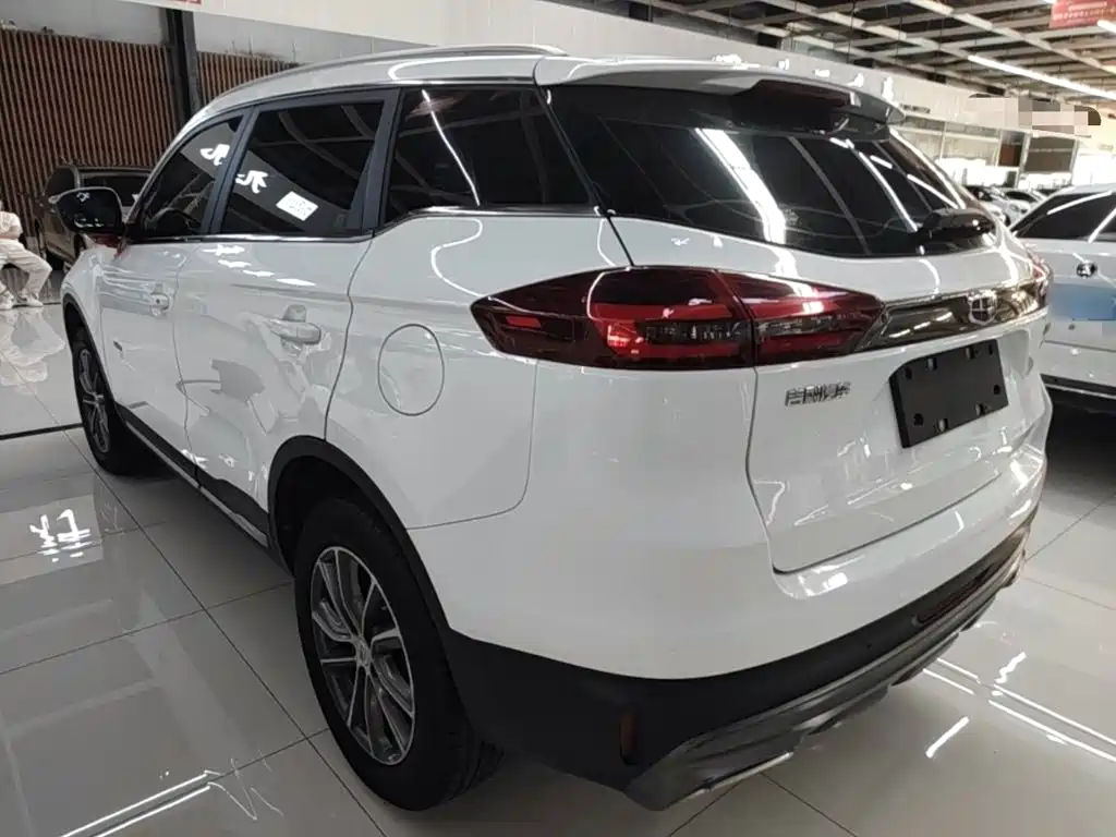 Geely Boyue — миниатюра 5