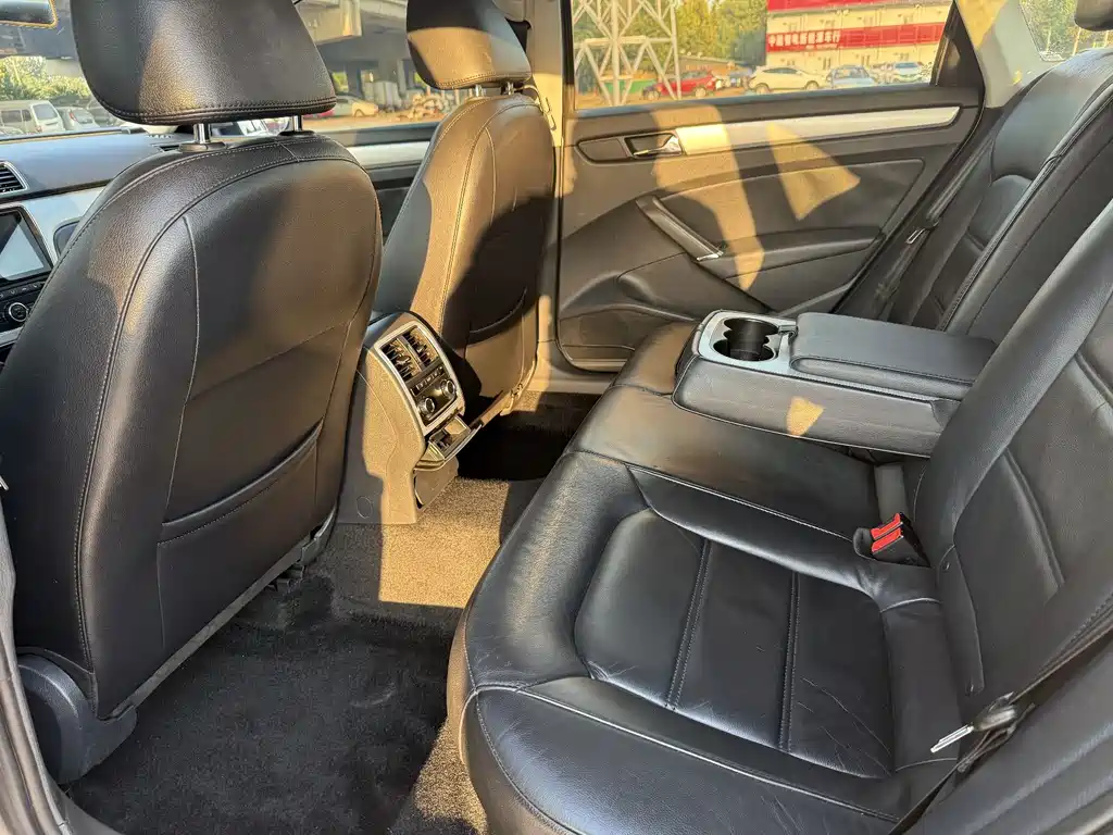 Volkswagen Passat — миниатюра 5