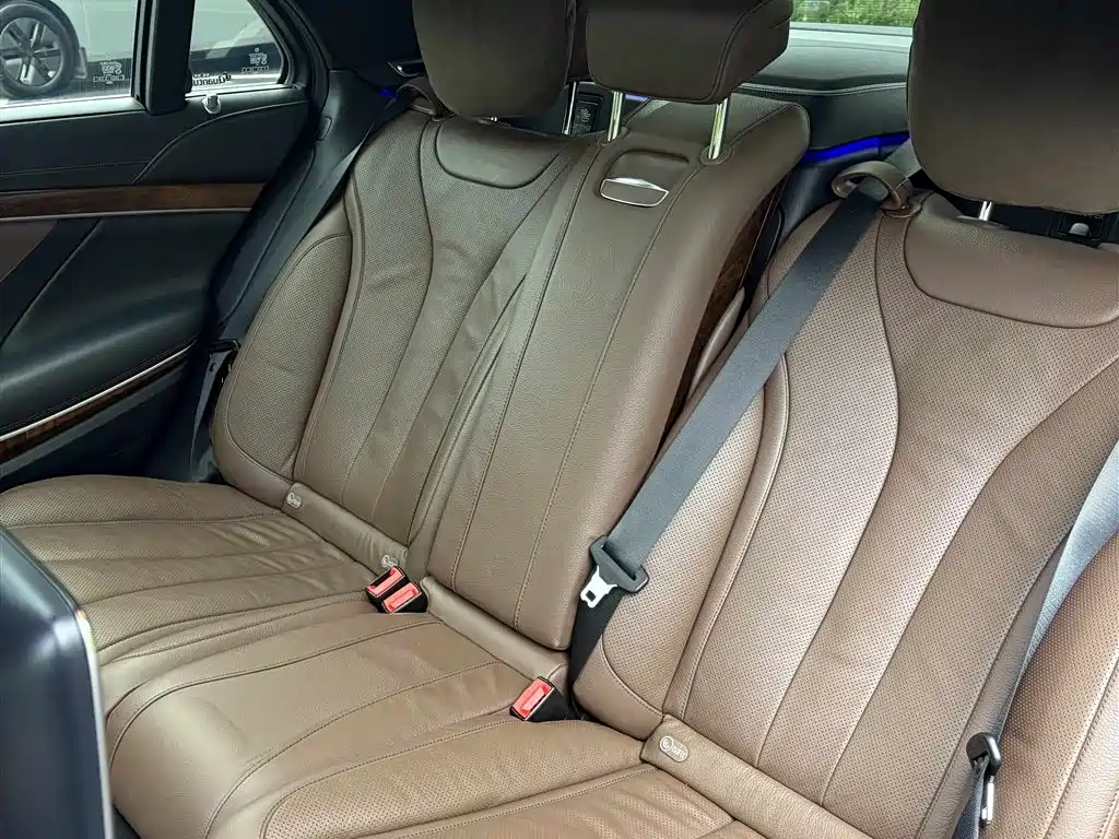 Mercedes-Benz S-Class — миниатюра 15