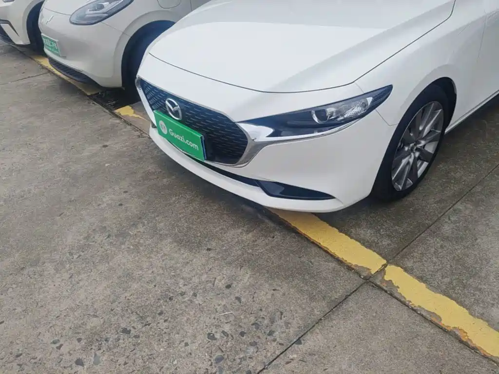Mazda 3 Axela — миниатюра 24
