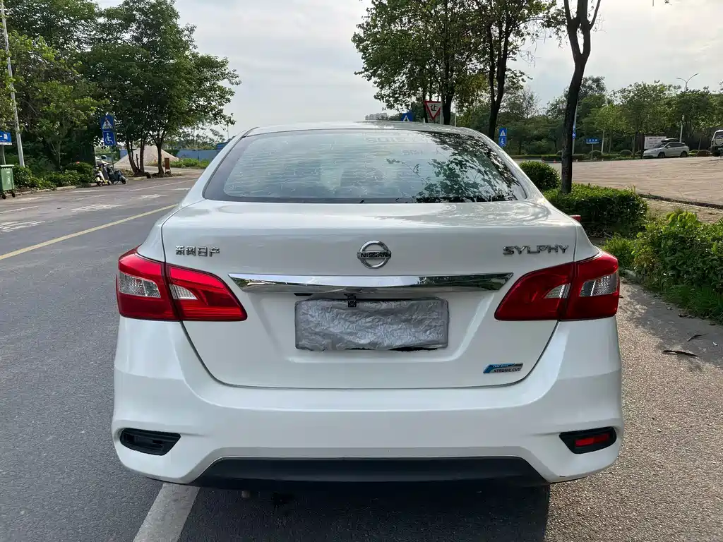 Nissan Sylphy — миниатюра 5